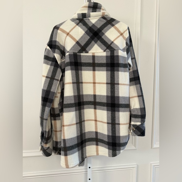 Thread and Supply Plaid Polar Fleece Shacket - Picture 3 of 8